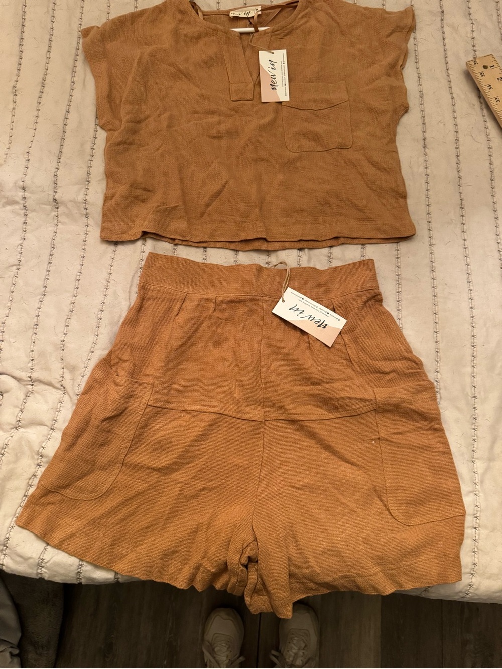 0030 High Waist Suede-Look Shorts in Brown - Picture 4 of 5